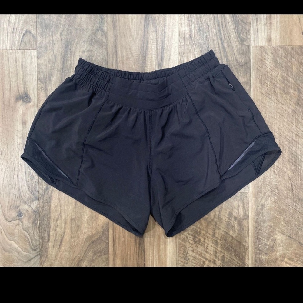 Lululemon hotty hot shorts